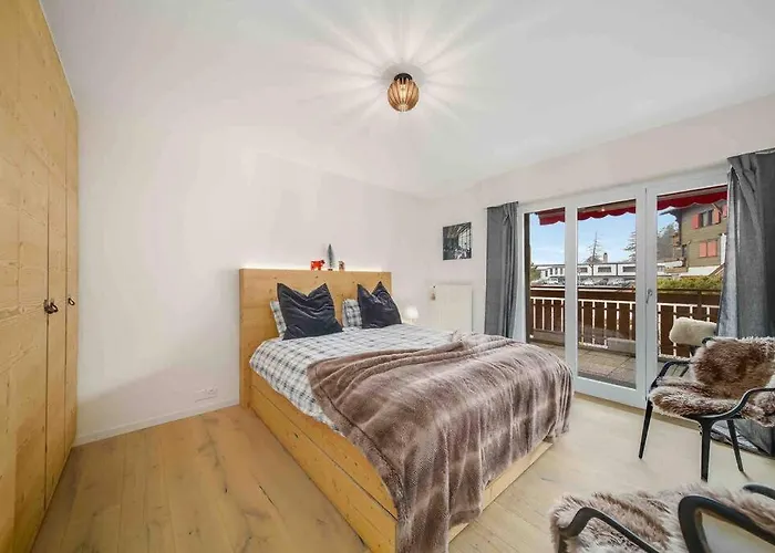 Center With Fireplace And Parking דירה *